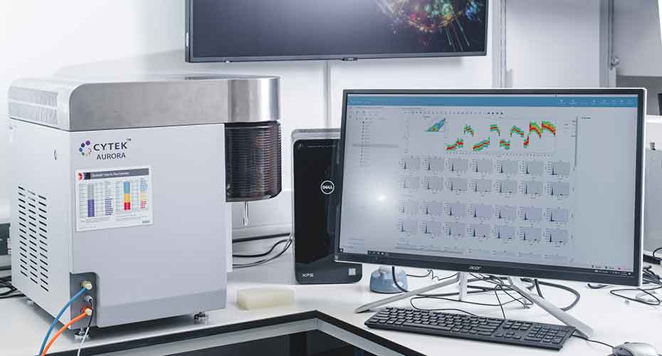 Cytek Aurora Spectral Analyser