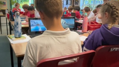 : Class layout with Chromebooks on table