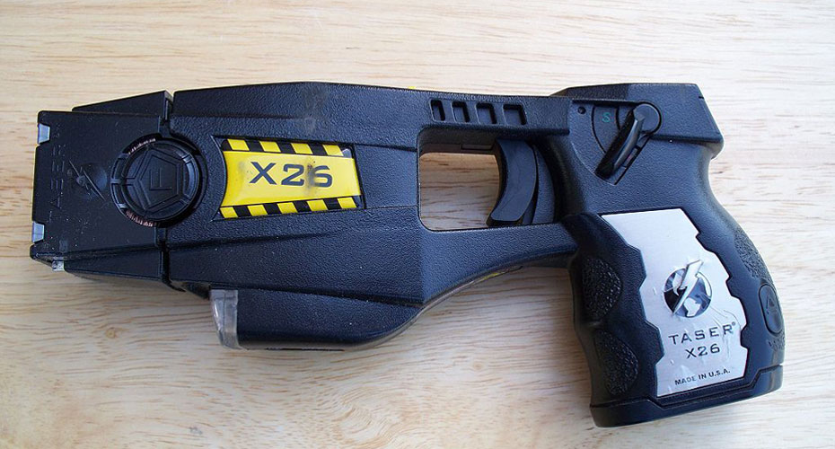 taser b