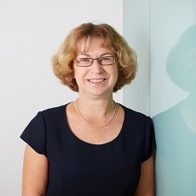 Headshot of jean lloyd.